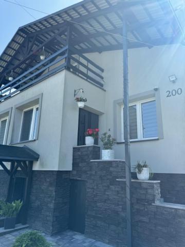 Villa Sanriver Przemysl Ngoại thất bức ảnh
