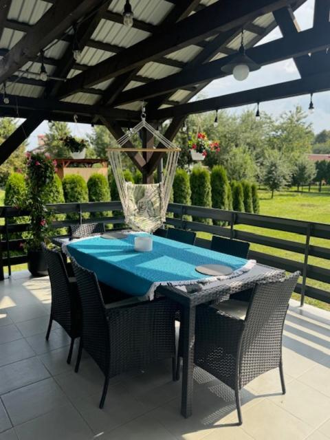 Villa Sanriver Przemysl Ngoại thất bức ảnh
